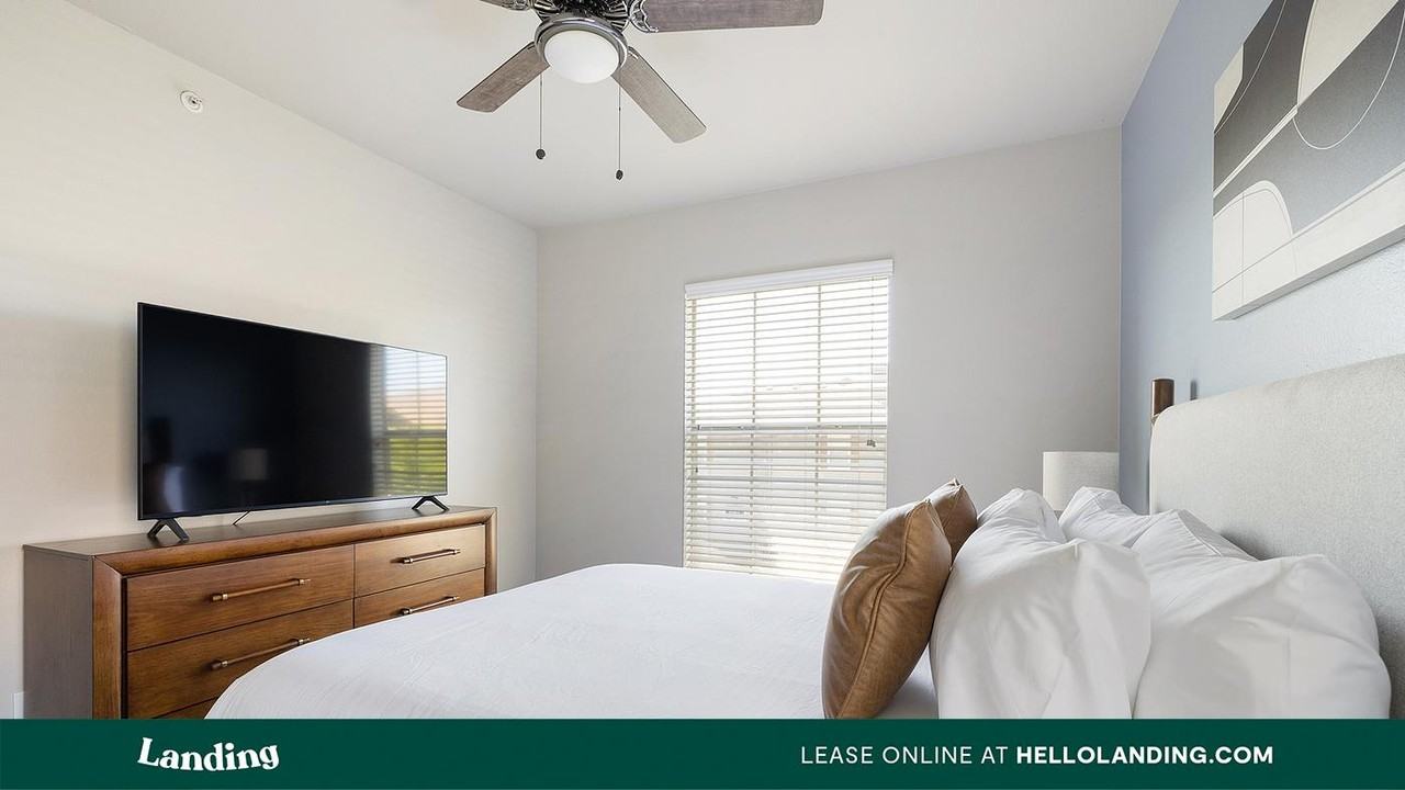 5350 Bryant Irvin Road - Photo 5 of 50