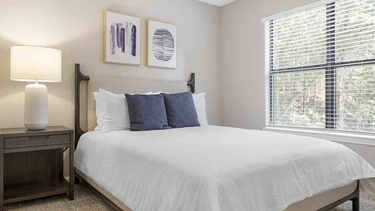 2230 Cropsey Avenue - Photo 4 of 50