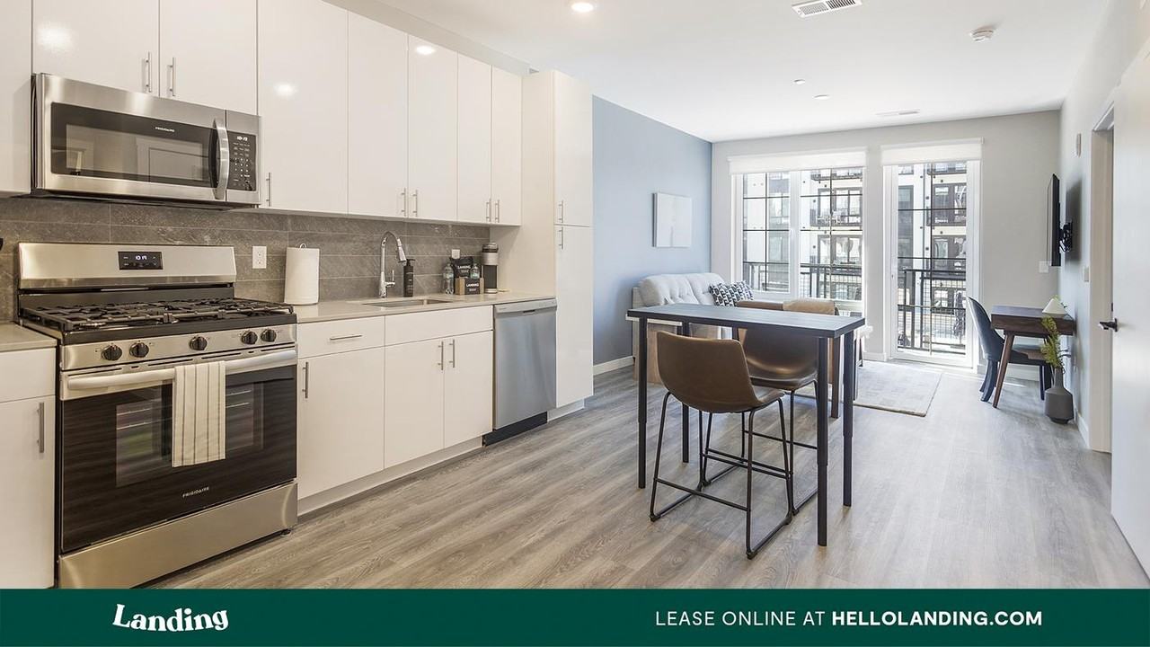 201 Munson Street - Photo 5 of 50