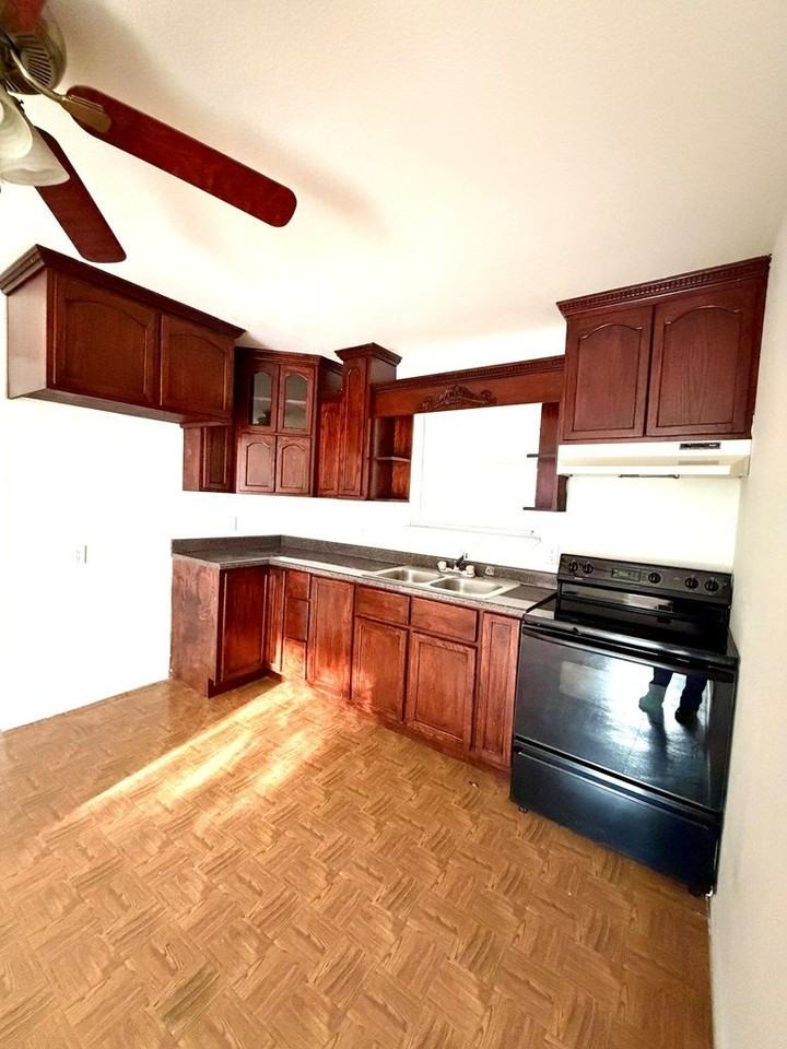 1527 Las Quintas Blvd - Photo 5 of 12