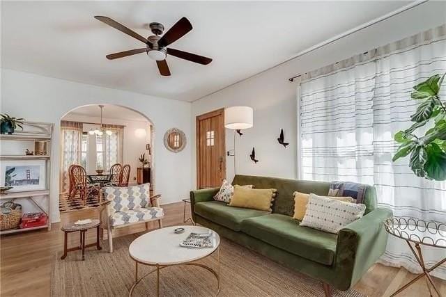 3353 Myrtle St - Photo 3 of 22