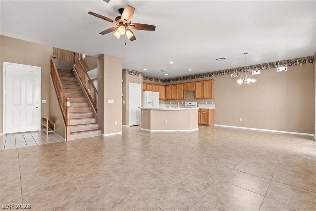 7084 Somera Way - Photo 5 of 34