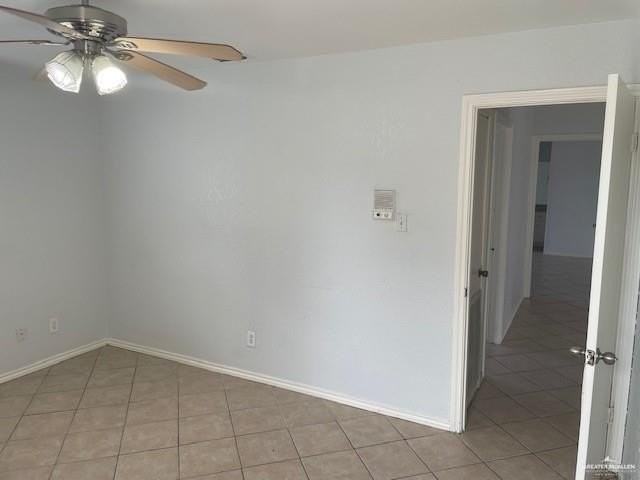 2432 W Iris Ave - Photo 6 of 16