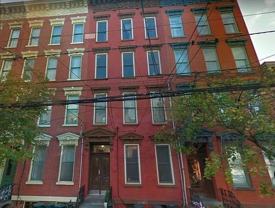 253 5th St #4 - Photo 1 of 1