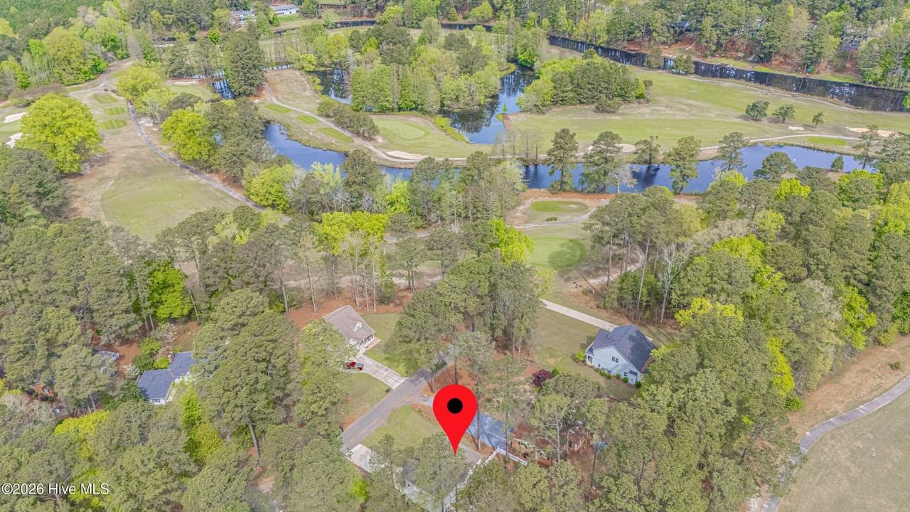 14 Fairway Dr - Photo 2 of 41