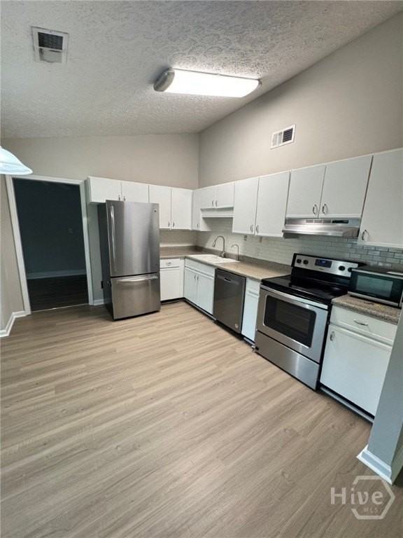 426 Piercefield Dr - Photo 5 of 22