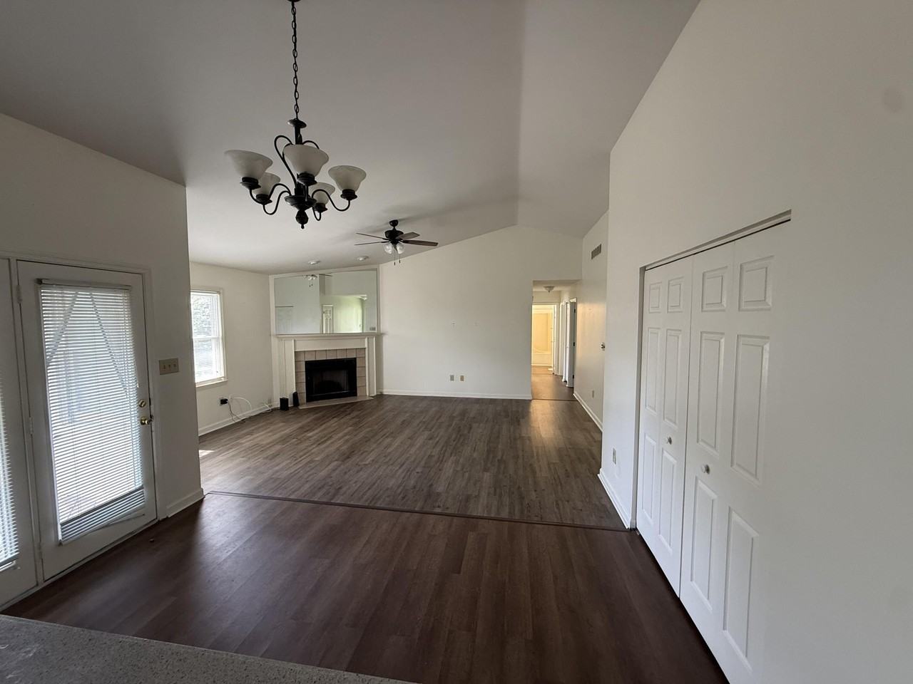 390 Retrac Rd - Photo 6 of 16