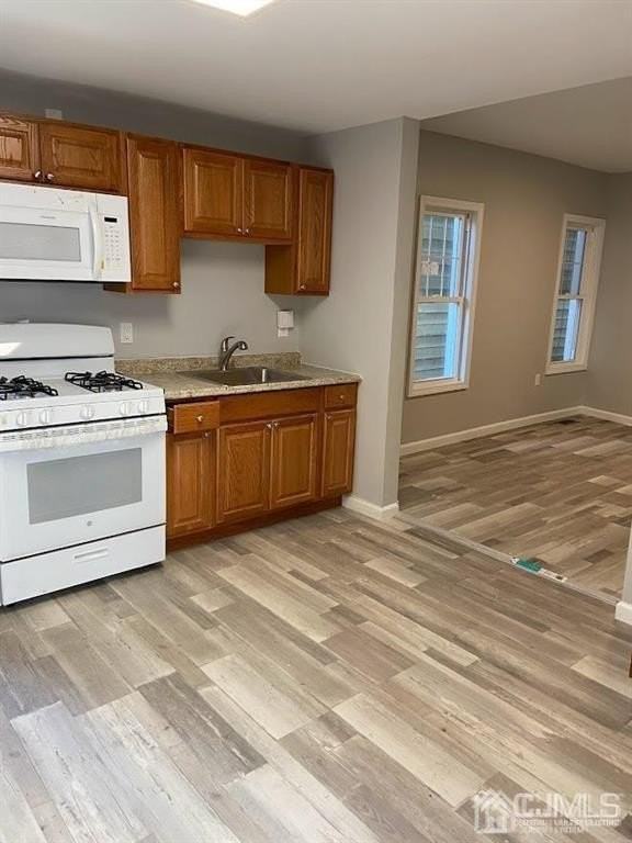 131 Augusta St - Photo 3 of 10