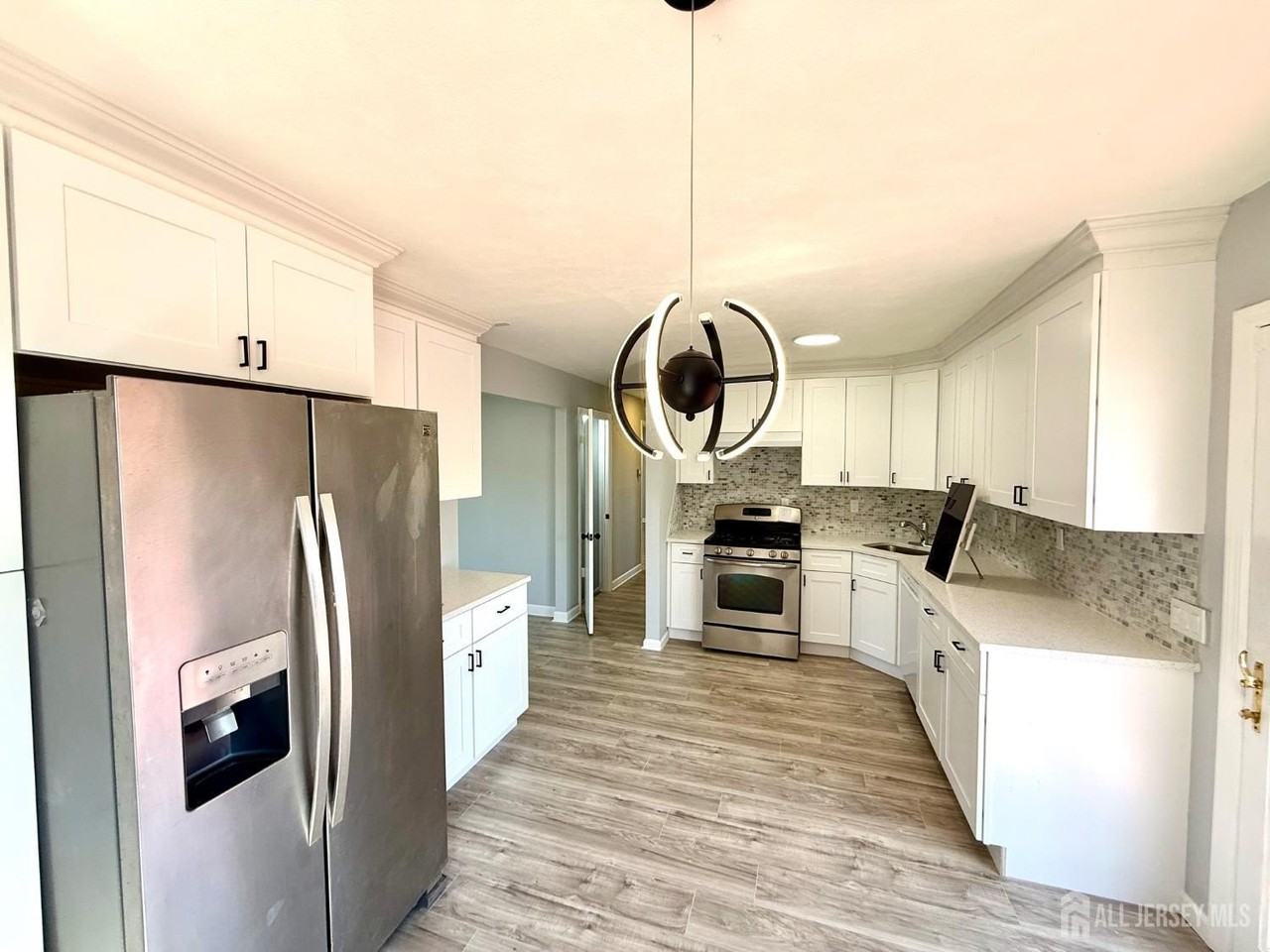 35 Fiat Ave - Photo 4 of 44