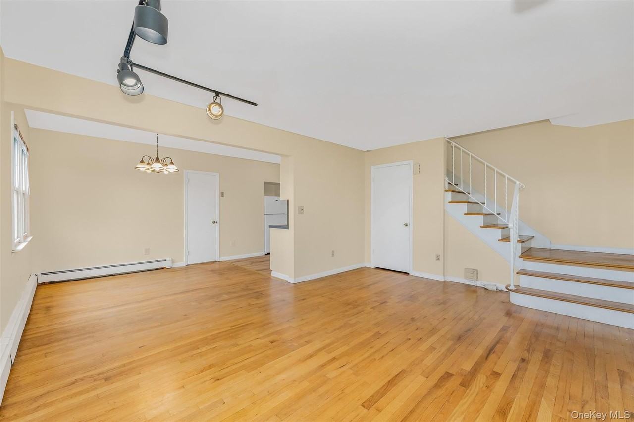 26 Fairview Ave - Photo 2 of 13