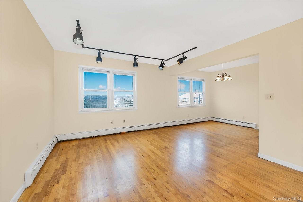 26 Fairview Ave - Photo 3 of 13