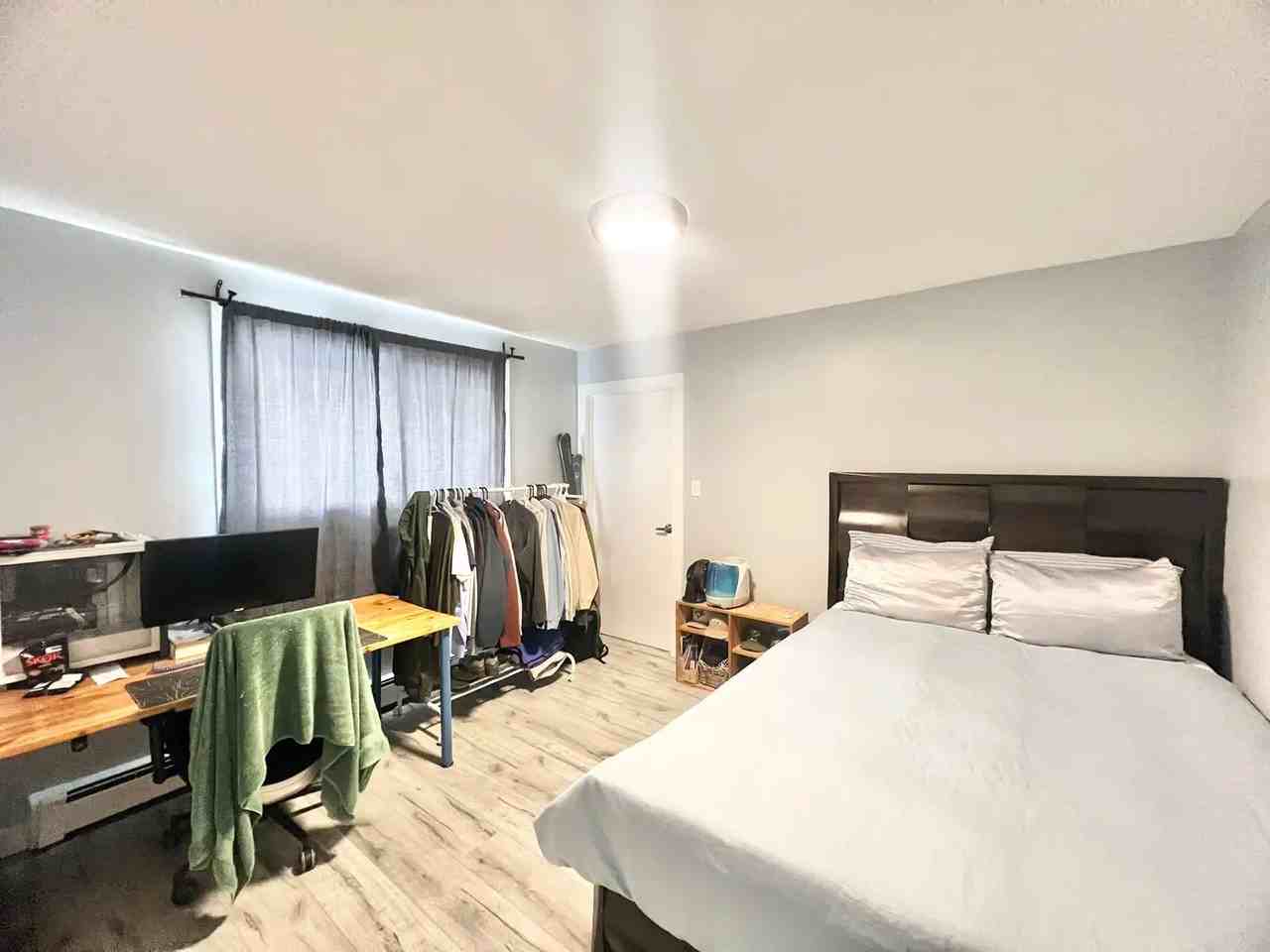 318 Erb Street West #3 - Photo 6 of 11