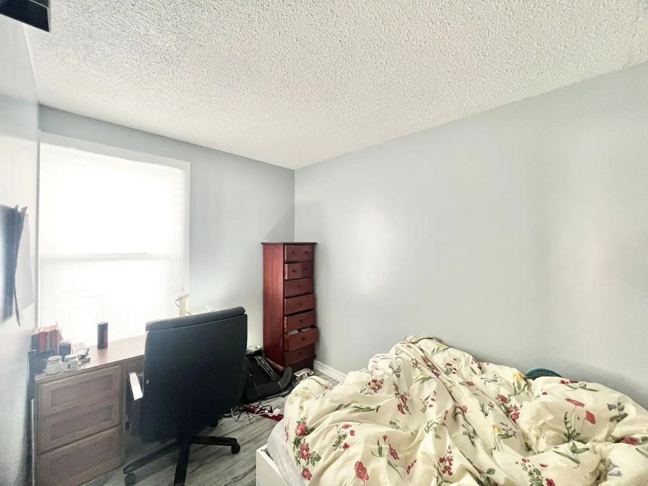 318 Erb Street West #3 - Photo 7 of 11