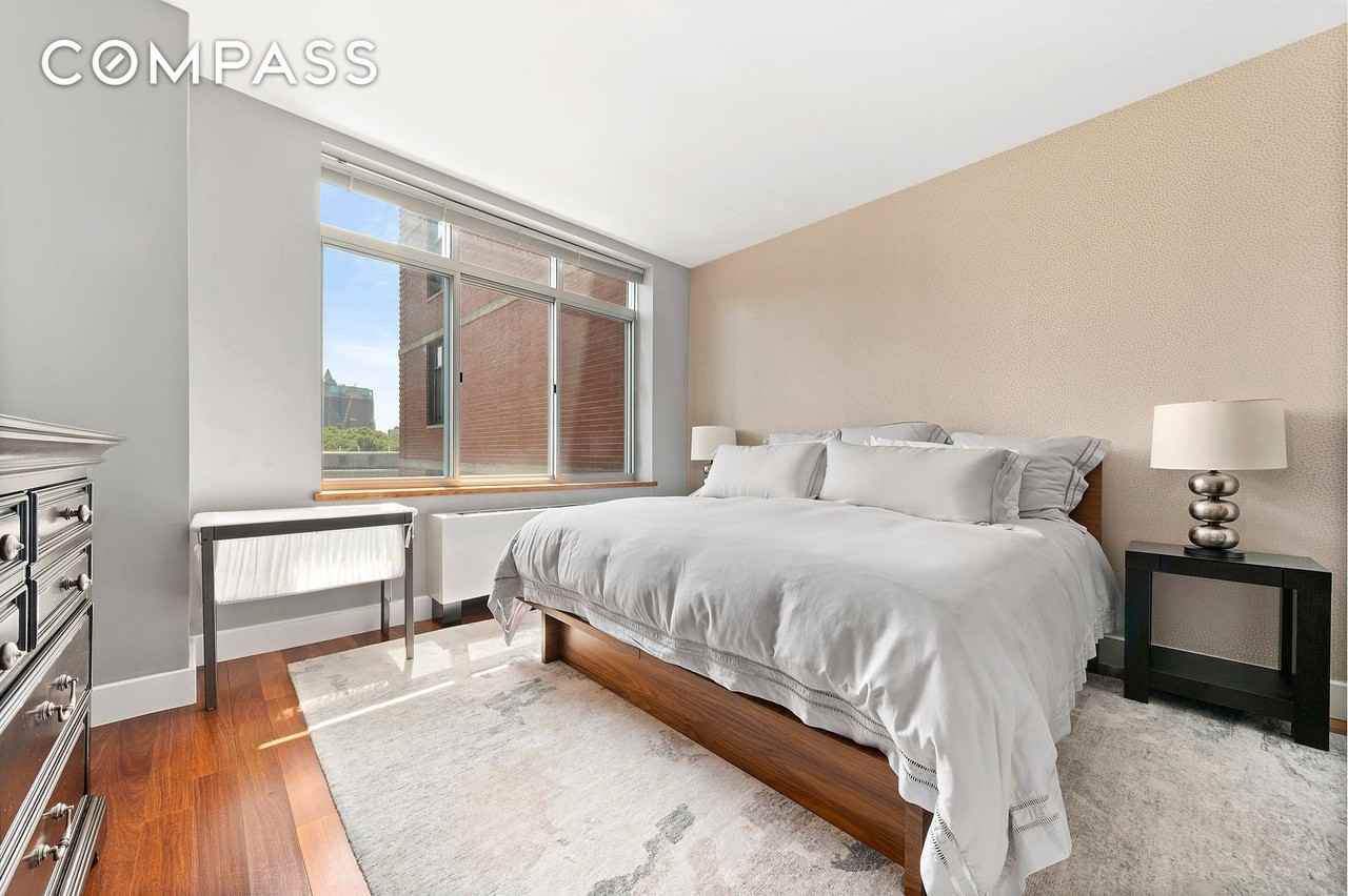 84 Front St #10C - Photo 4 of 10