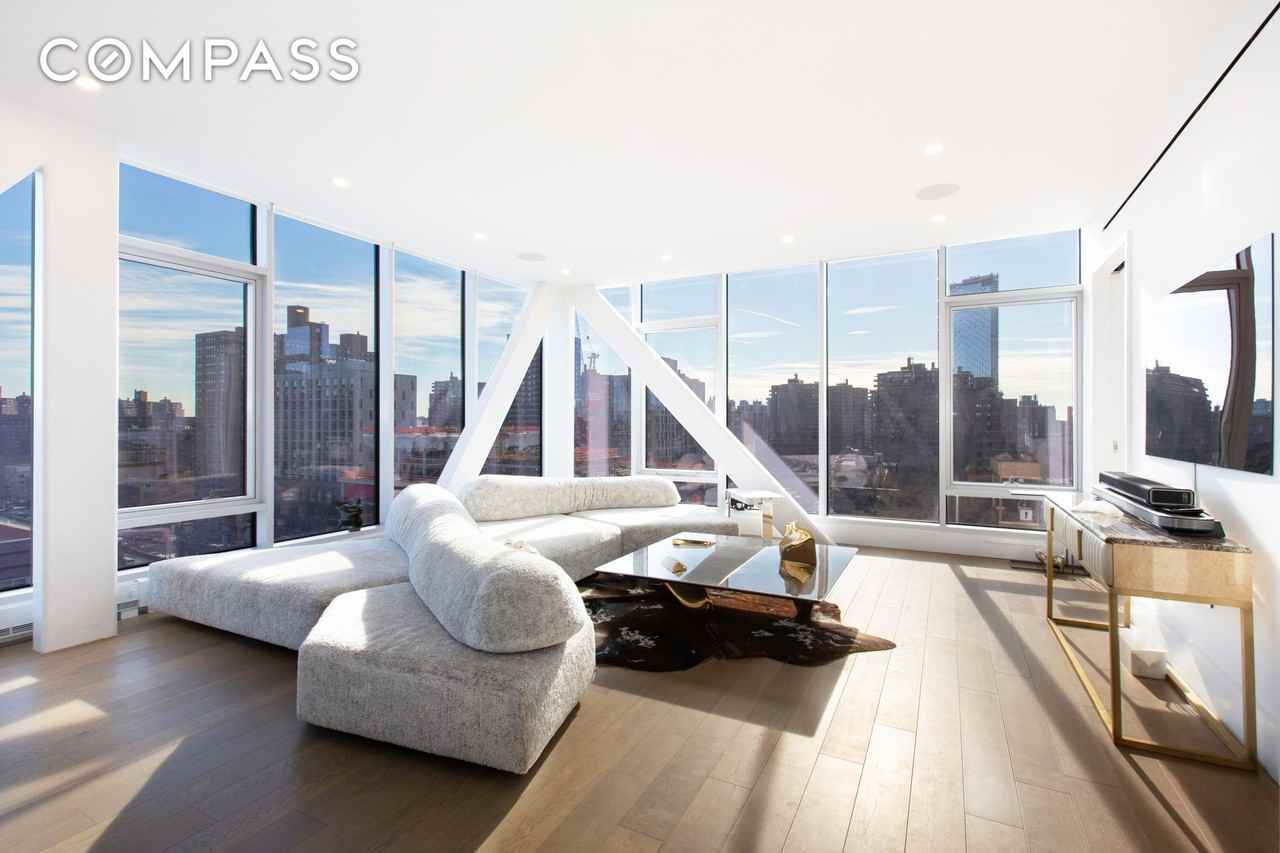 100 Norfolk St #PH - Photo 4 of 23