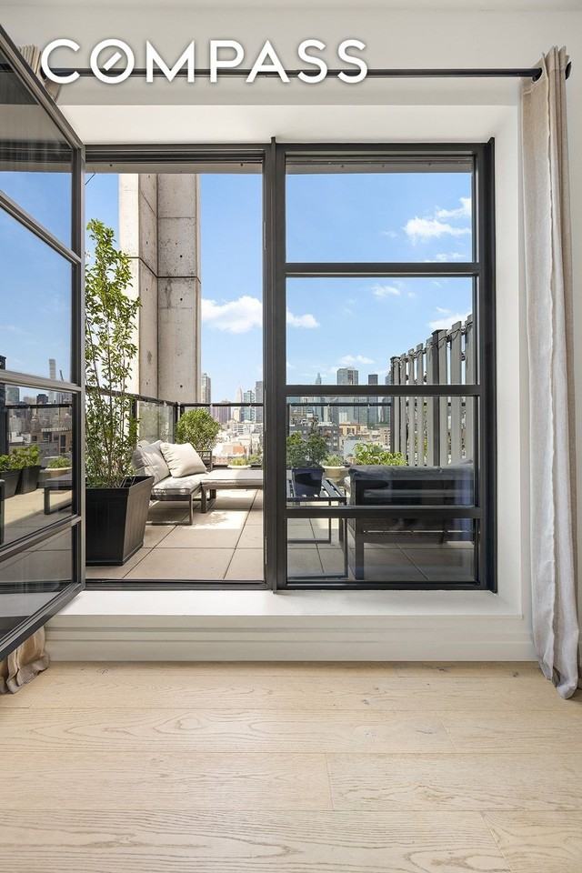 1333 Jackson Ave #9B - Photo 5 of 16