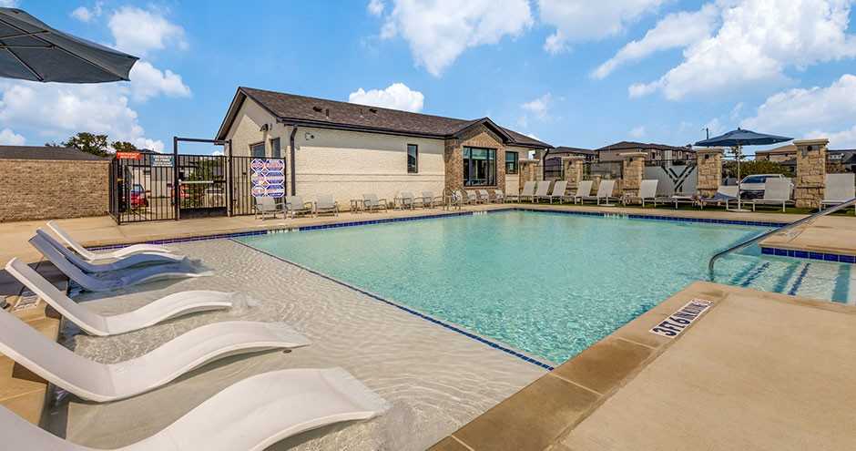 Cadia Grand Prairie Townhomes - Photo 2 of 27