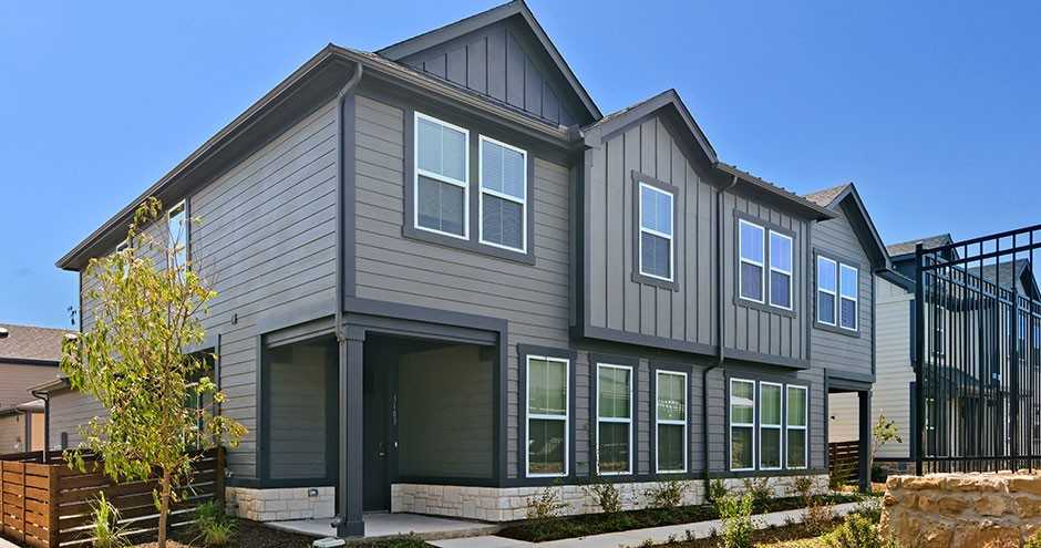 Canvas at Grand Prairie Townhomes - Photo 2 of 30