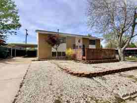 1021 Ne - Photo 1 of 1