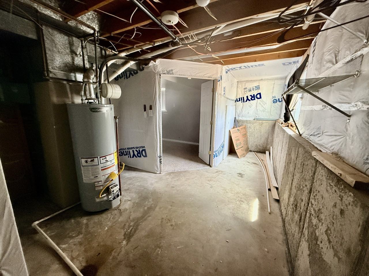 1021 Ne - Photo 2 of 50