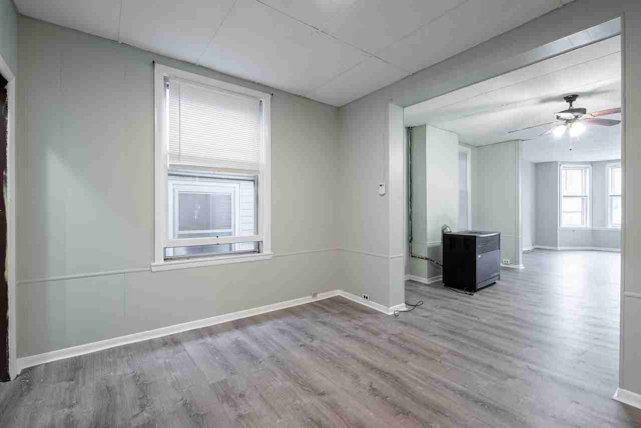 140 5th Ave #2 - Photo 5 of 29