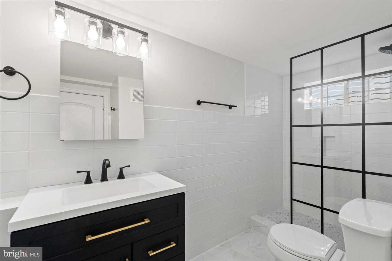 1700 Dewitt Ave #1 - Photo 6 of 20