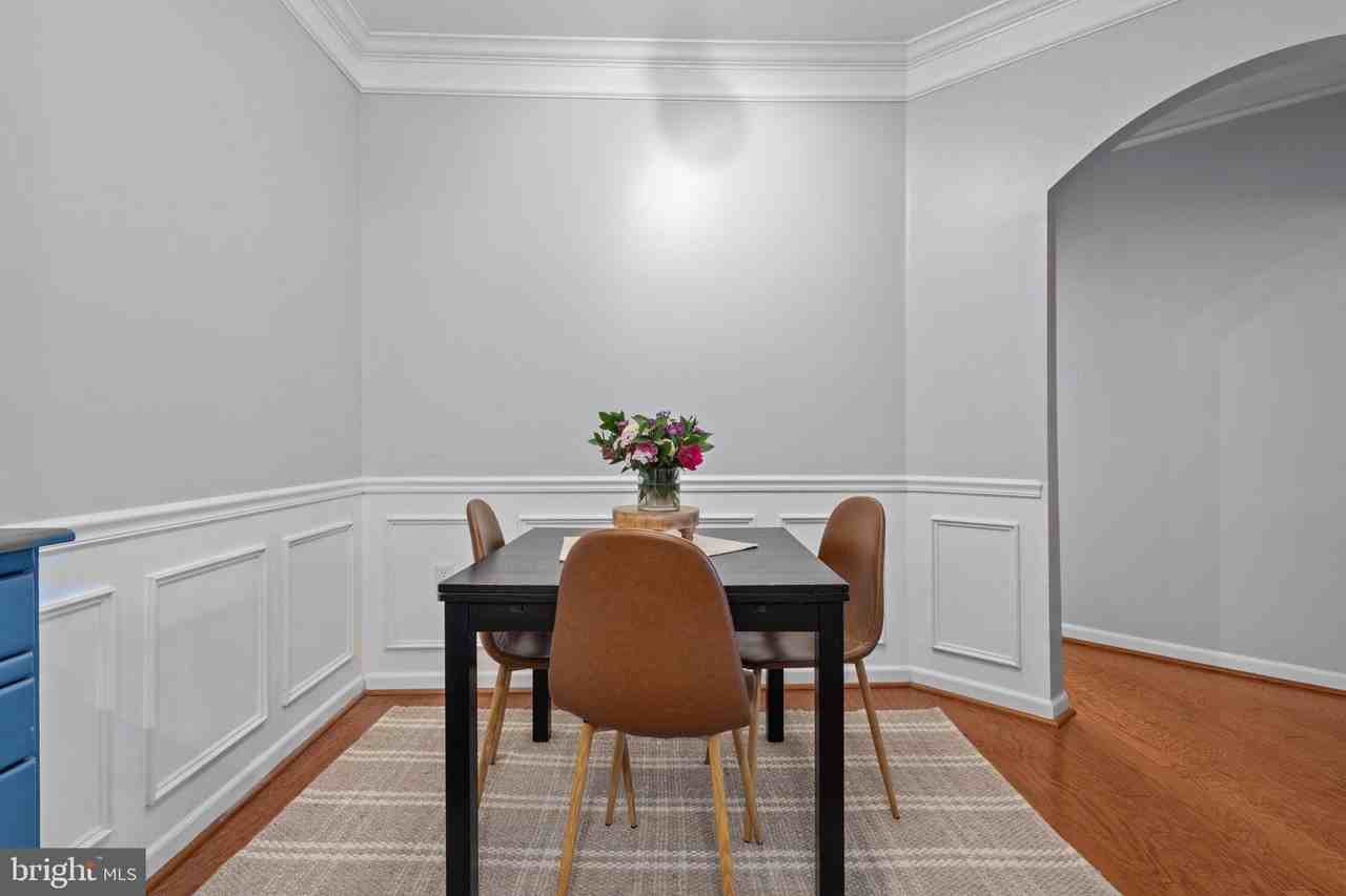 508 Sunset View Ter Se #302 - Photo 4 of 30