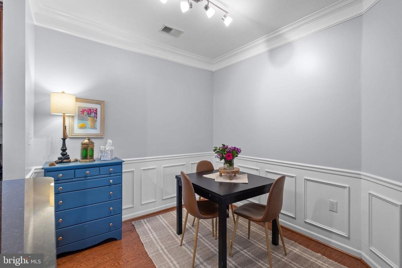 508 Sunset View Ter Se #302 - Photo 5 of 30