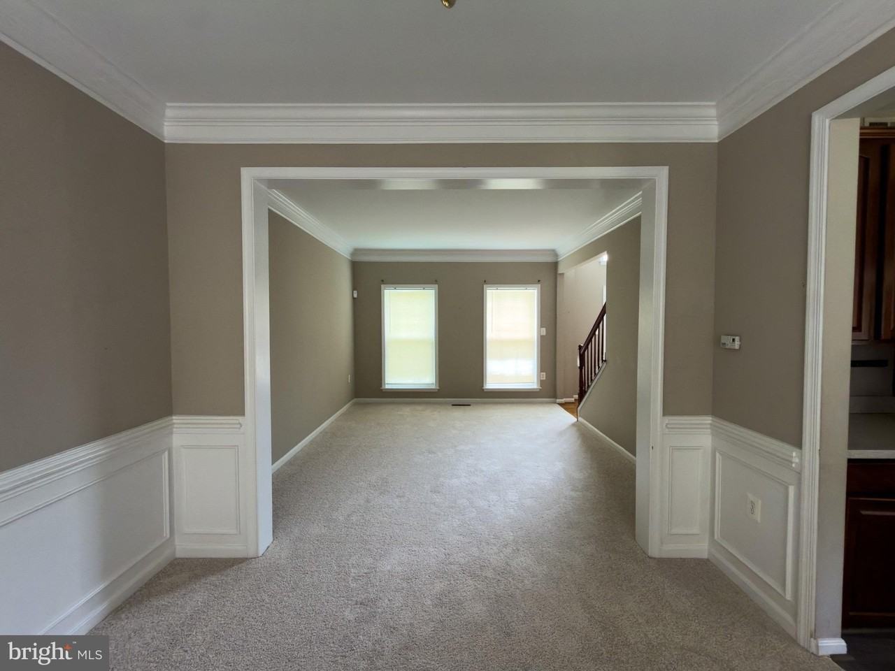 1929 Melvor Ln - Photo 5 of 21