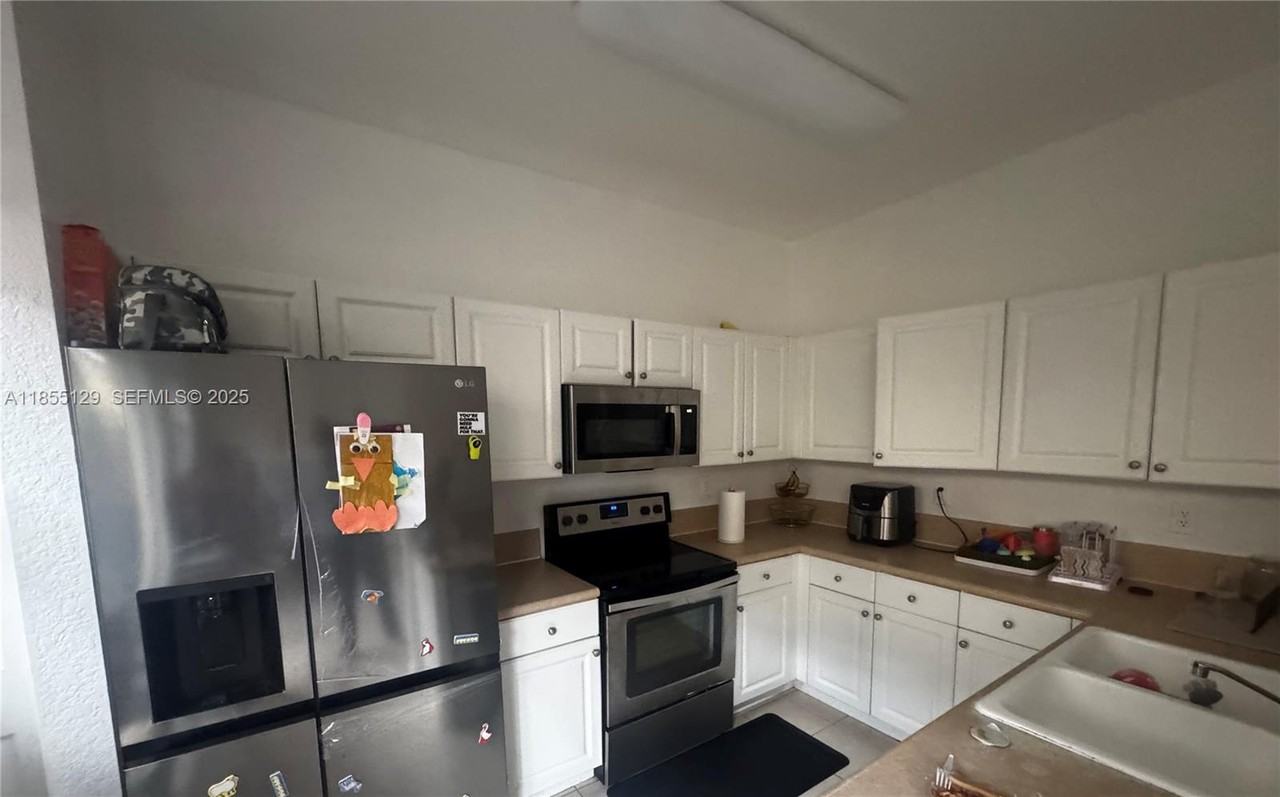 13295 Southwest 128th Street #13295 - Photo 7 of 12