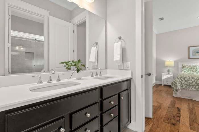 315 Seaside Trail - Photo 4 of 20