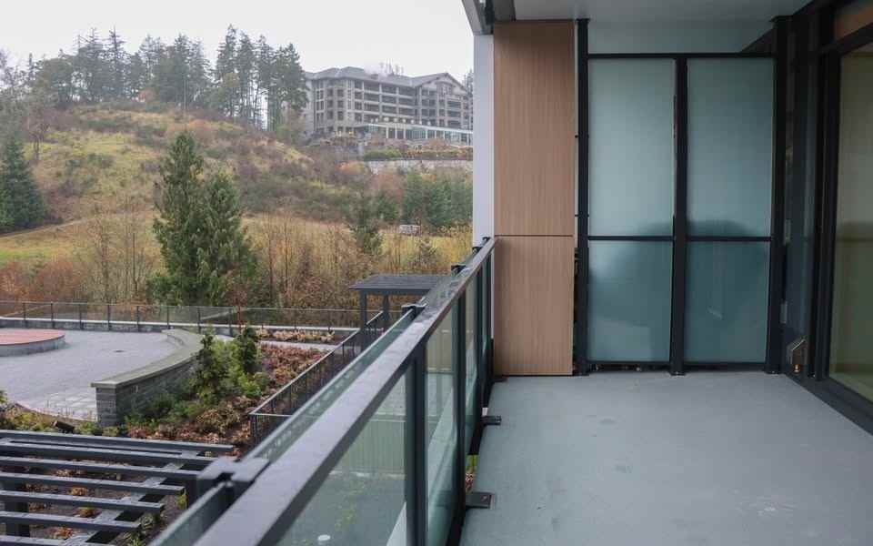 2000 Hannington Road #711 - Photo 4 of 20