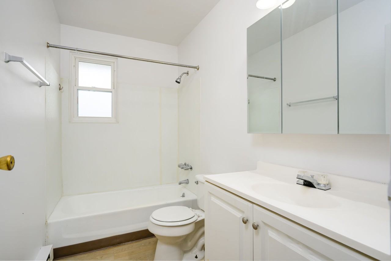 Hudson Terrace Apartments - Photo 6 of 13