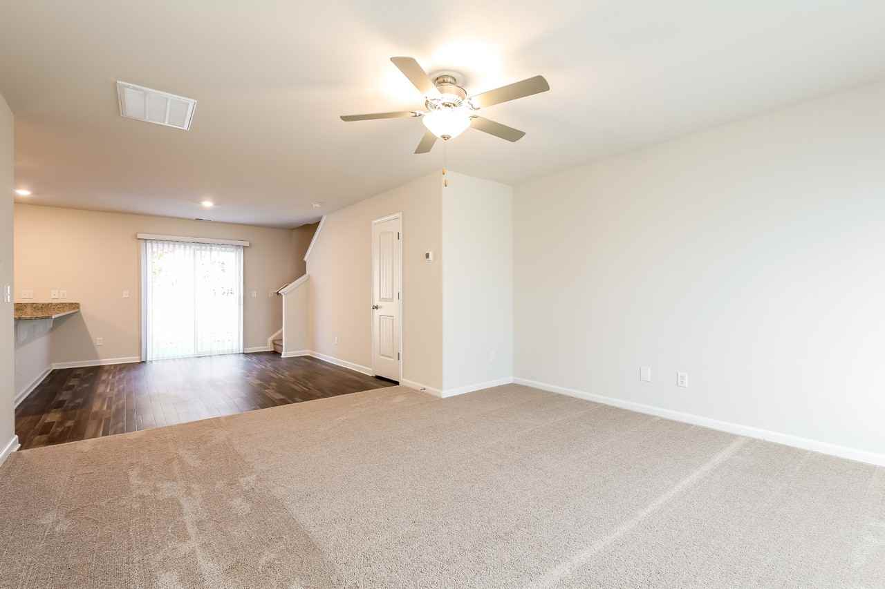 4069 Reinfield Dr - Photo 3 of 21