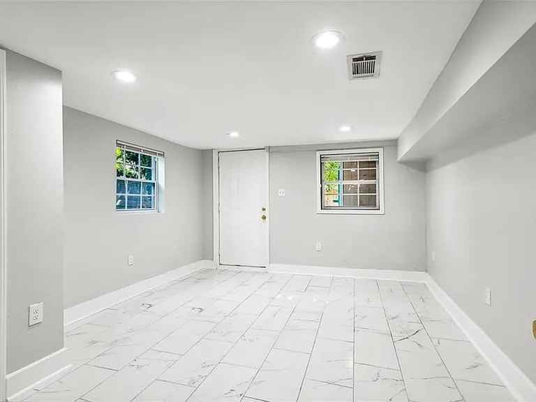 1007 Gordon St - Photo 5 of 5