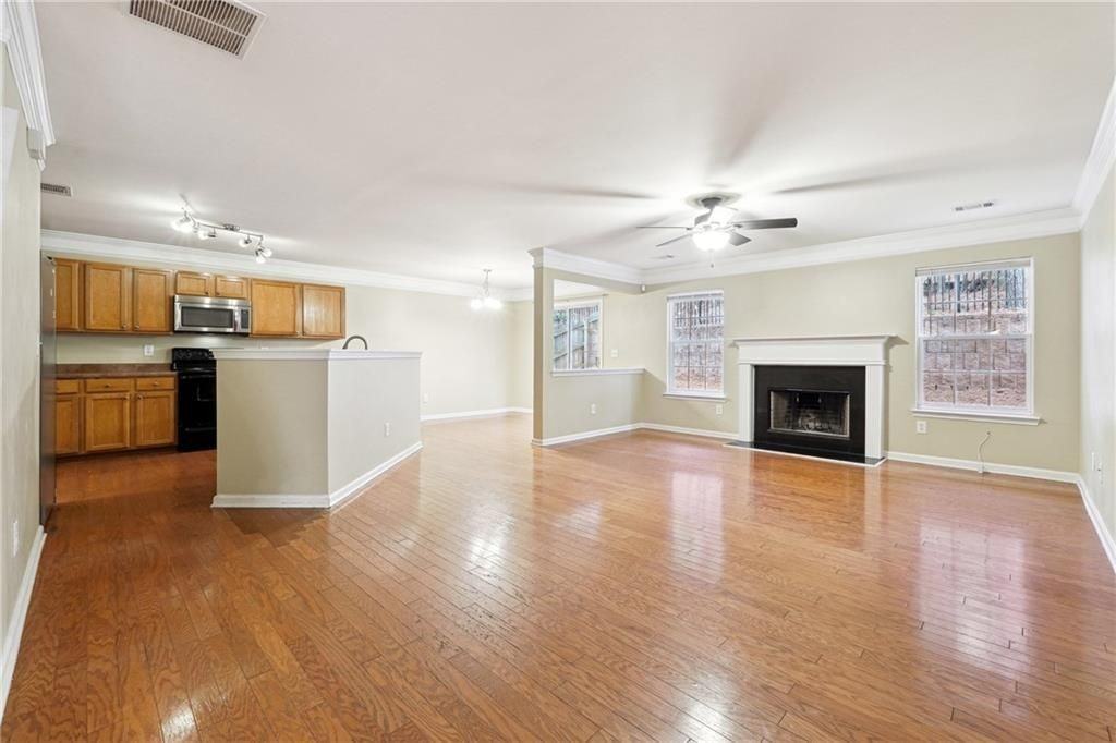 3050 Centerglen Ln - Photo 5 of 30