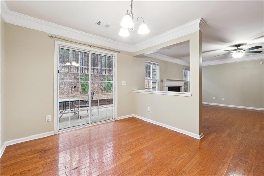 3050 Centerglen Ln - Photo 7 of 30