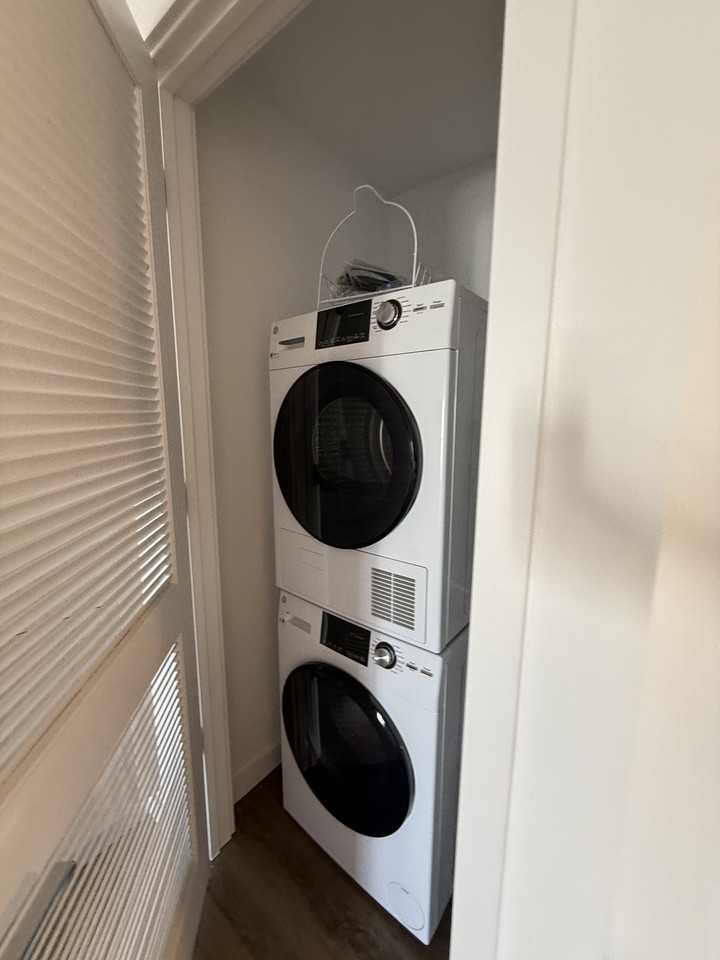 405 Northwest 6th Street #A - Photo 3 of 21