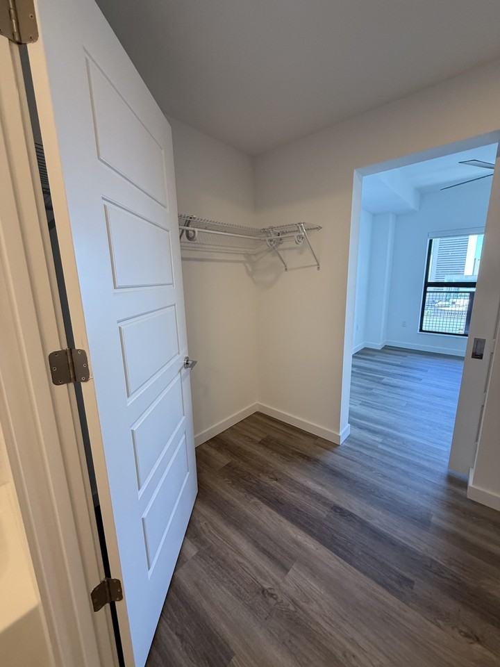 405 Northwest 6th Street #A - Photo 5 of 21