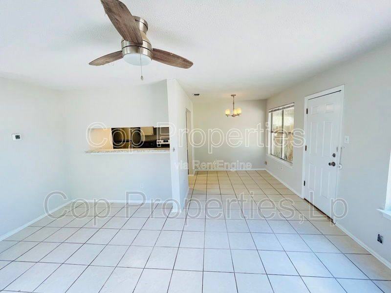 6319 Waddesdon Wood - Photo 2 of 10