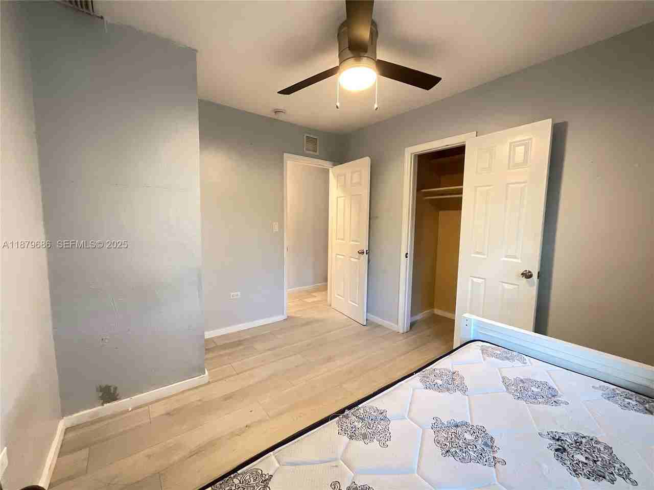 385 Northwest 129th Street - Photo 5 of 35