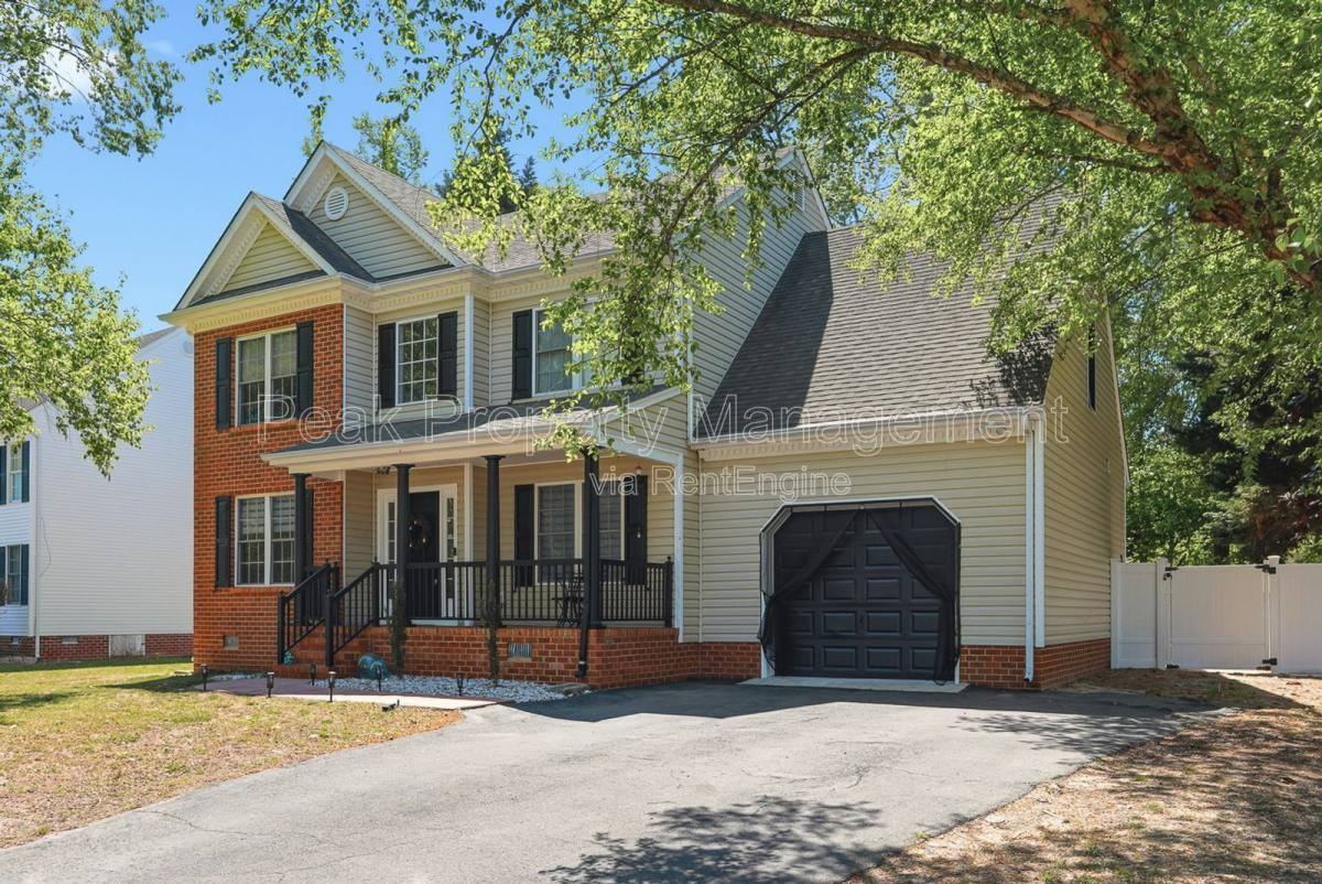 7556 Woods Ridge Trce - Photo 3 of 10