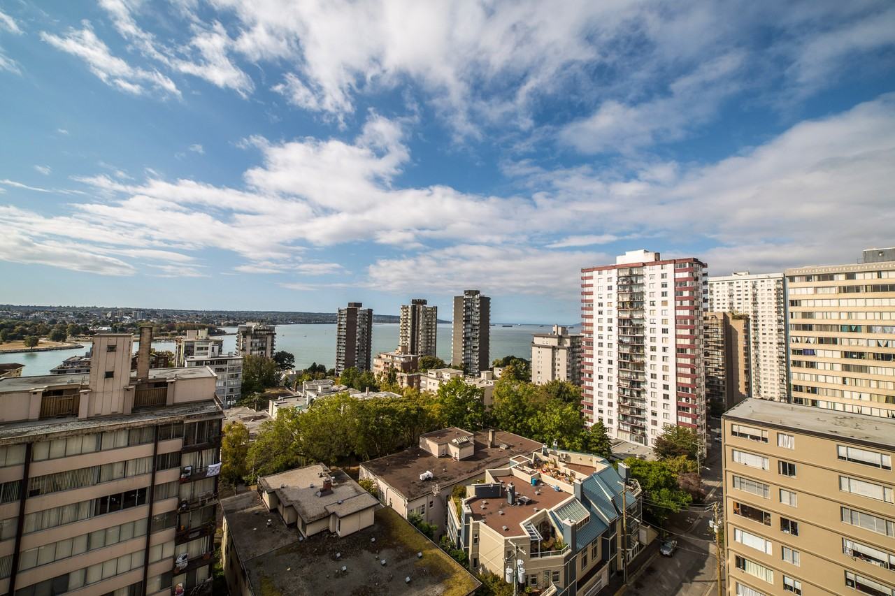 Carmen Manor - Photo 5 of 5