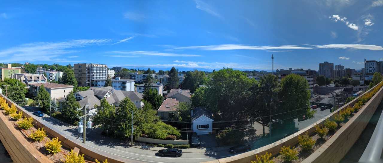 The Row - Photo 5 of 43