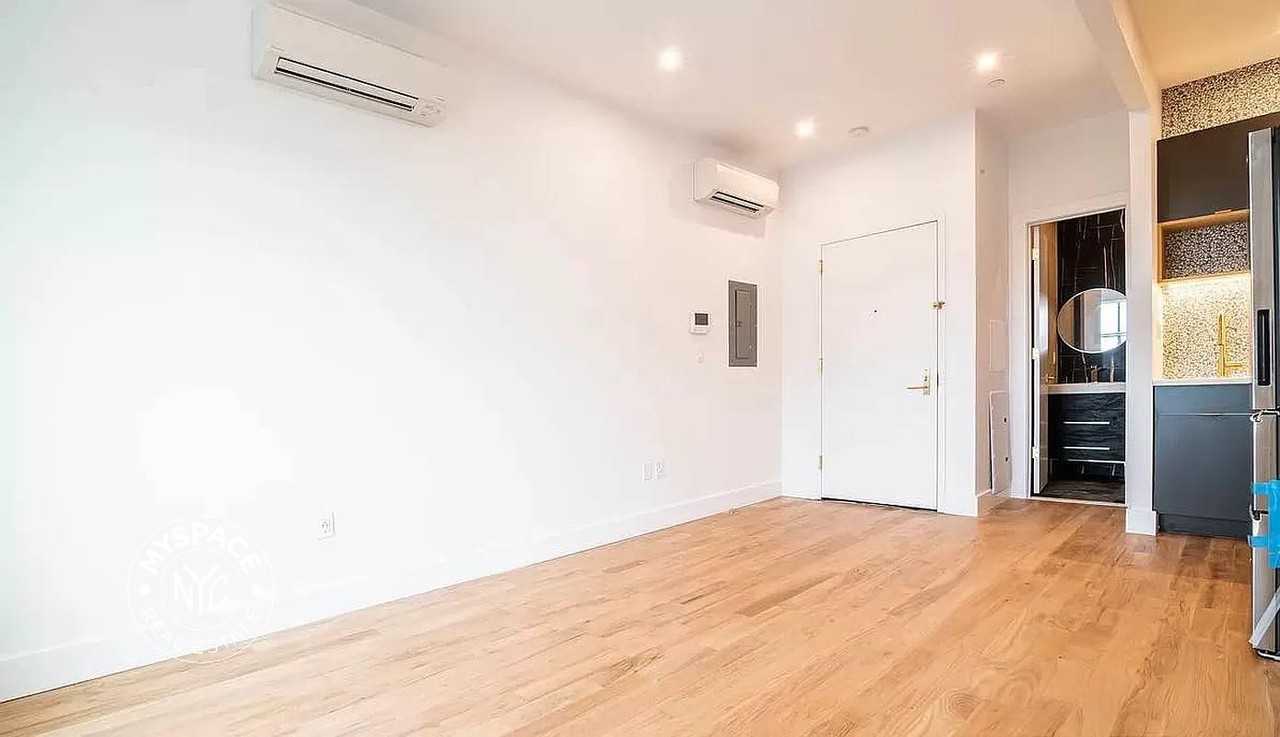 791 Sterling Pl #5B - Photo 4 of 12