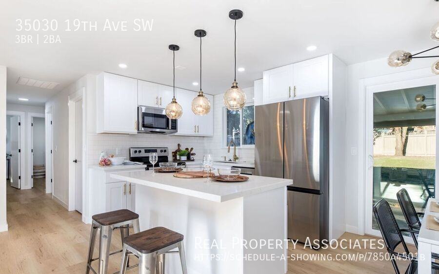 35030 19th Ave Sw - Photo 2 of 24