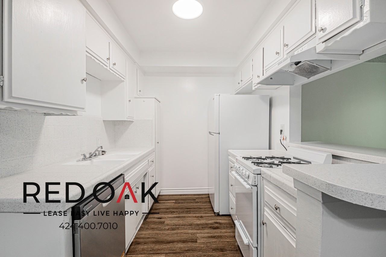 5607 Santa Anita Ave #5 - Photo 3 of 14