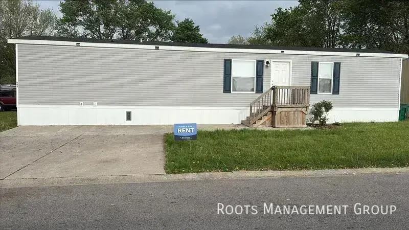 803 Carriage Lane Est #803 - Photo 3 of 17