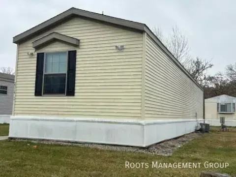 2314 Cascade Ave - Photo 2 of 9