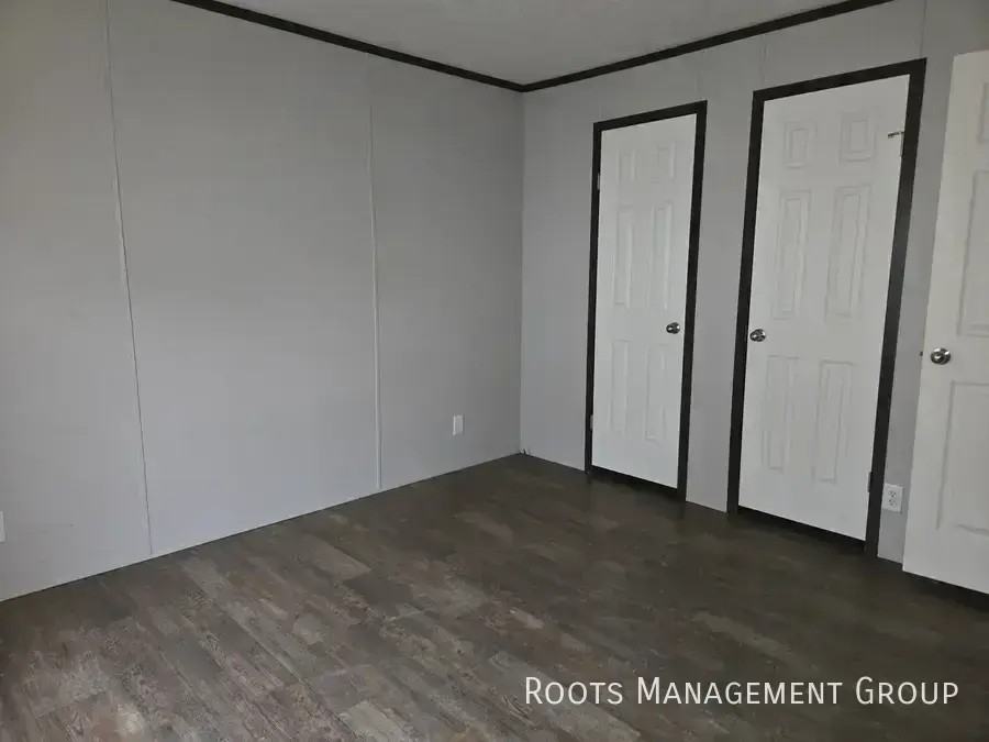 2554 Apollo Dr - Photo 7 of 15